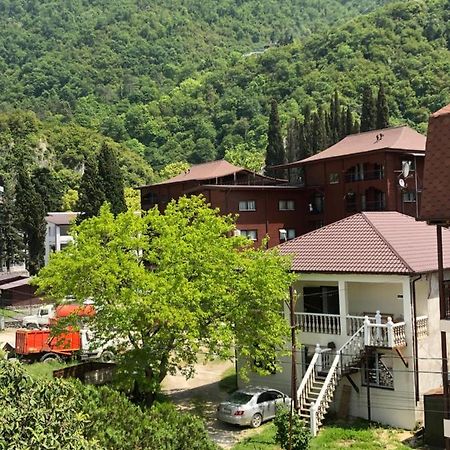 Hotel Гостевой Дом Tiма New Athos Exterior foto