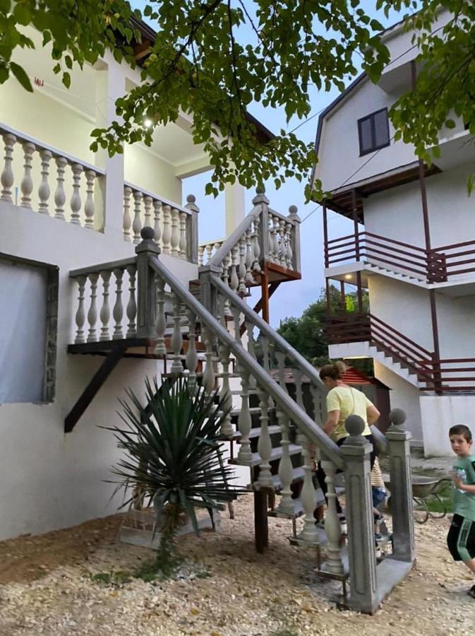 Hotel Гостевой Дом Tiма New Athos Exterior foto