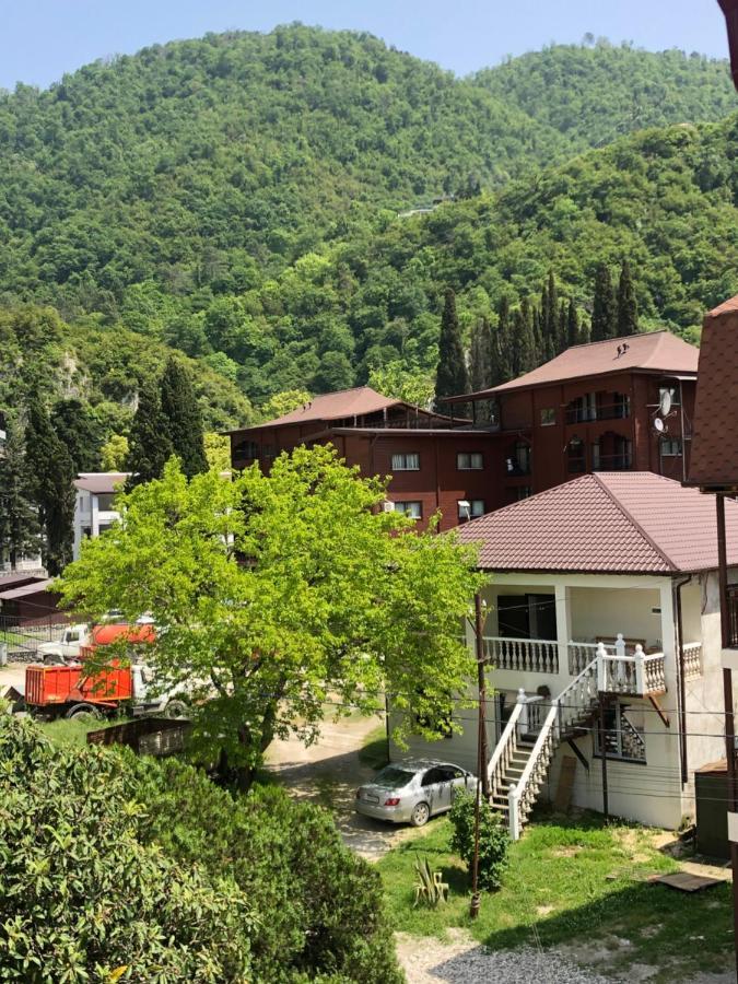 Hotel Гостевой Дом Tiма New Athos Exterior foto